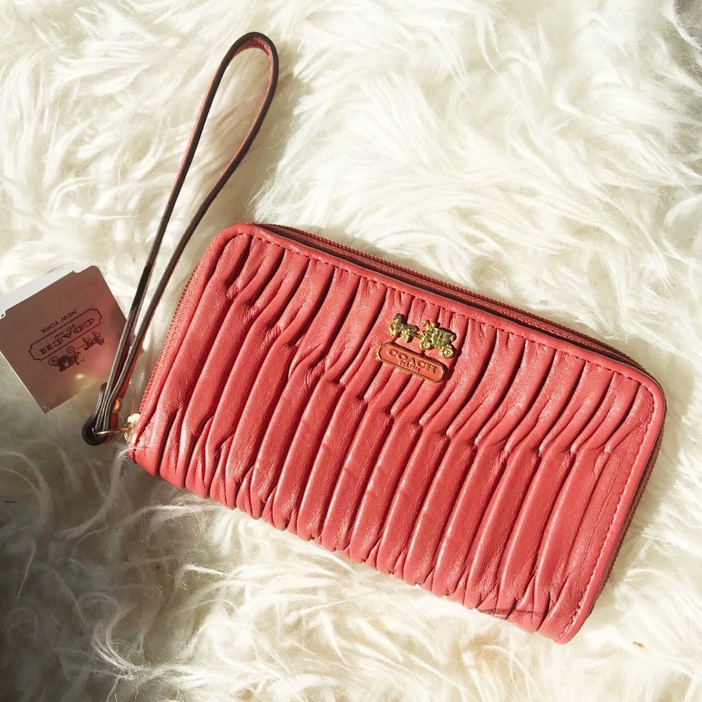 COACH Madison Gathered Leather Wristlet Wallet